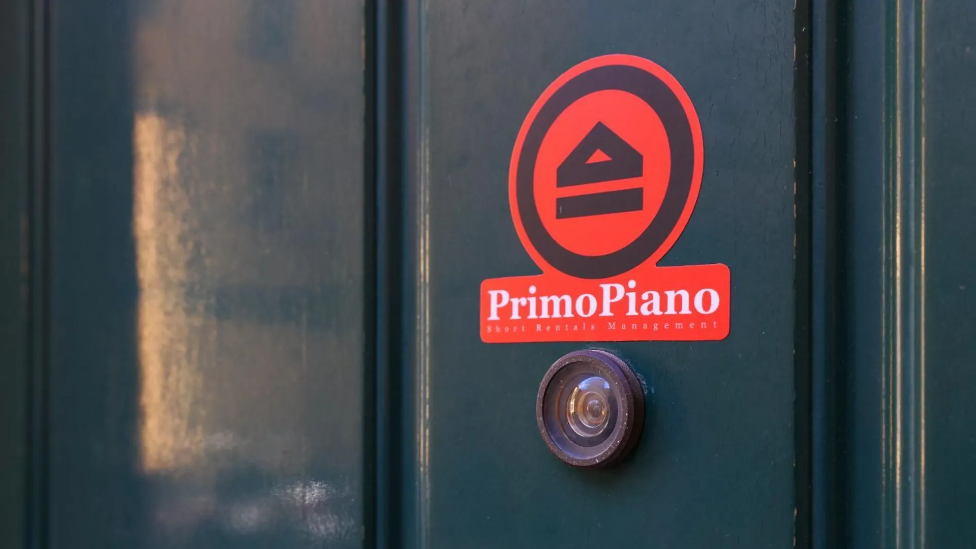 Appartamento Primopiano - Rasori Milano 0*,  Italia