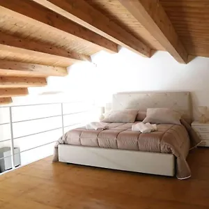 https://casa-noemi-scicli.sicilyhotelsitaly.net