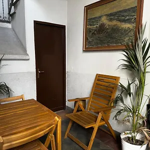 Regina In Porta Romana 3 - Sky Tv, Wifi & Breakfast Box Appartamento